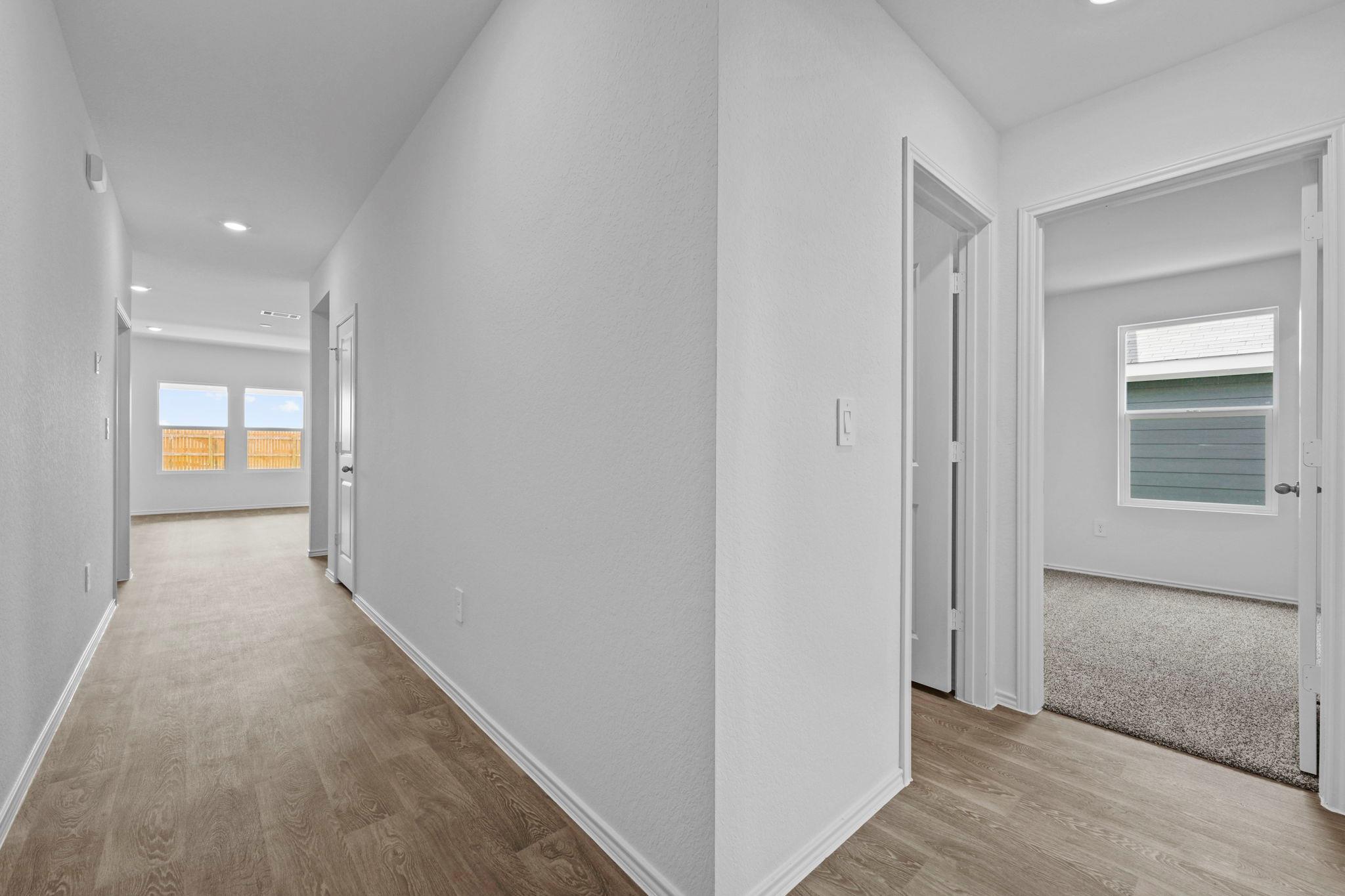 12117 Horseshoe Field BND, Mustang Ridge, TX 78610