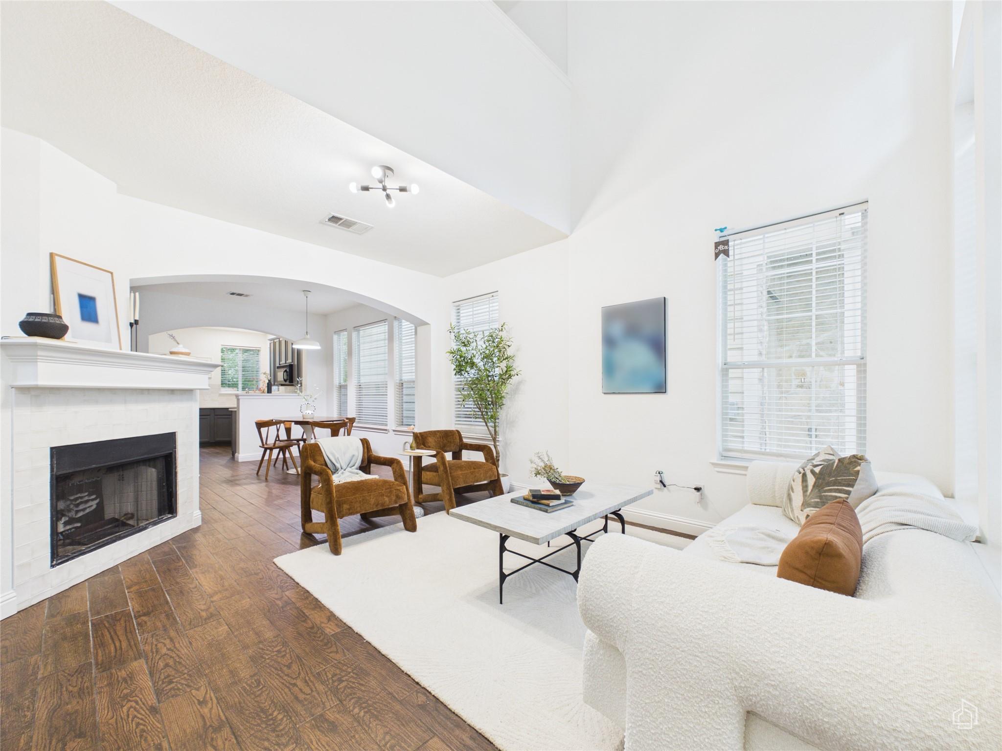 1819 Village Oak CT, Austin, TX 78704