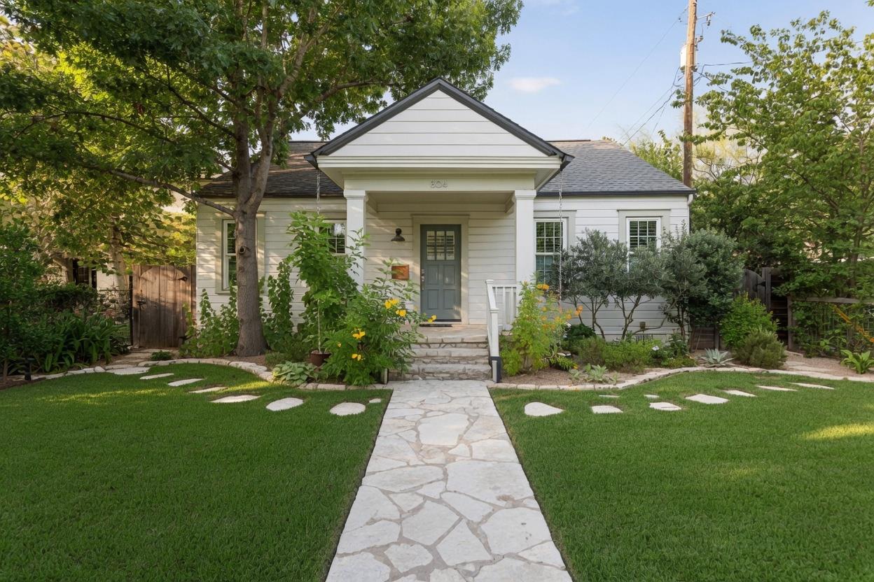 804 W 30 1/2 ST, Austin, TX 78705