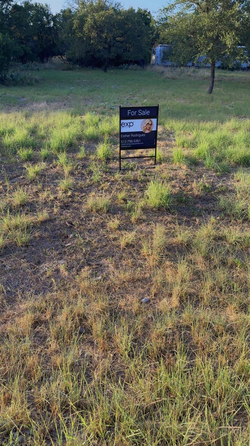 2102 3rd ST, Horseshoe Bay, TX 78657