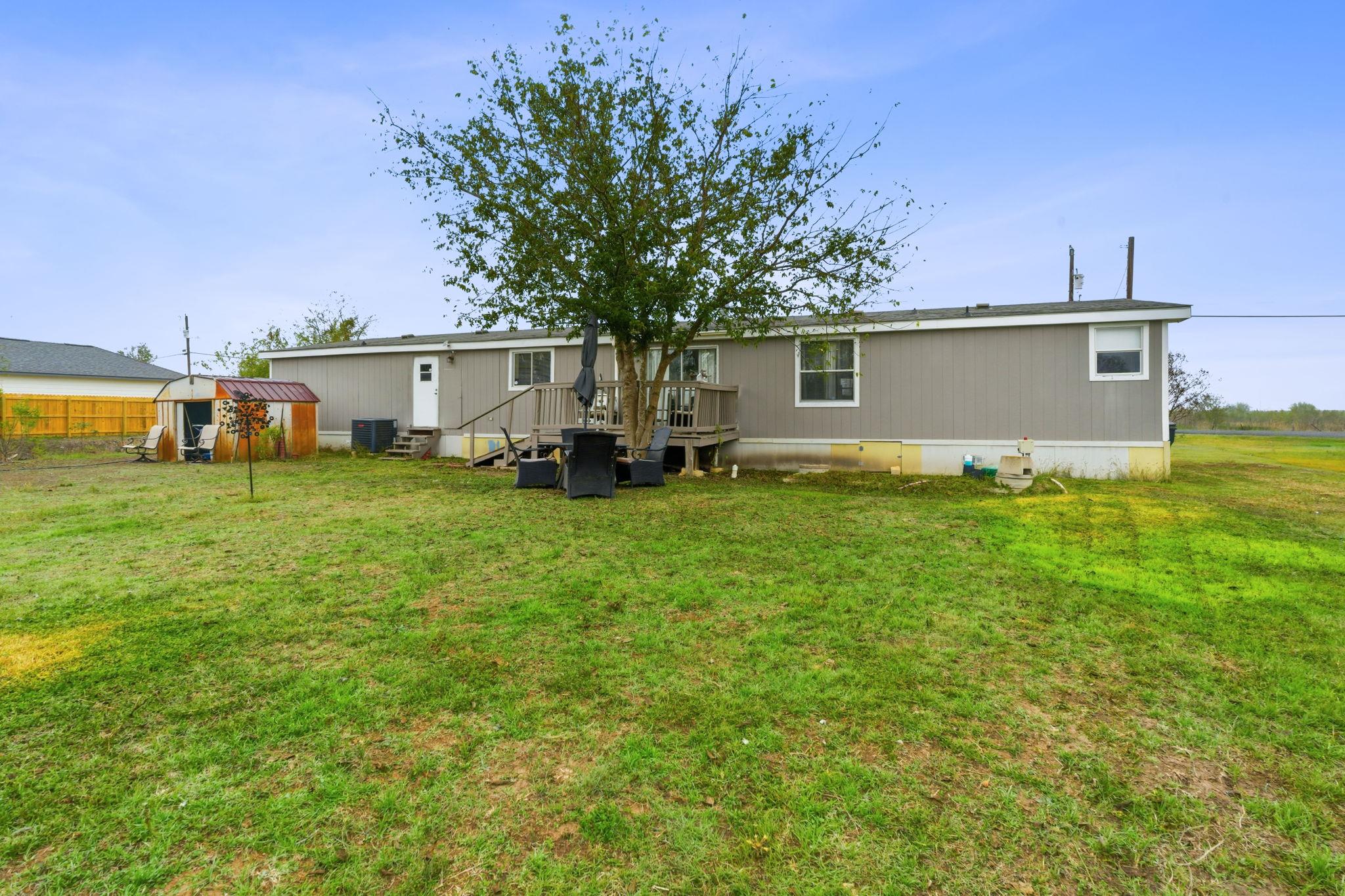 344 Coronado LN, Kyle, TX 78640