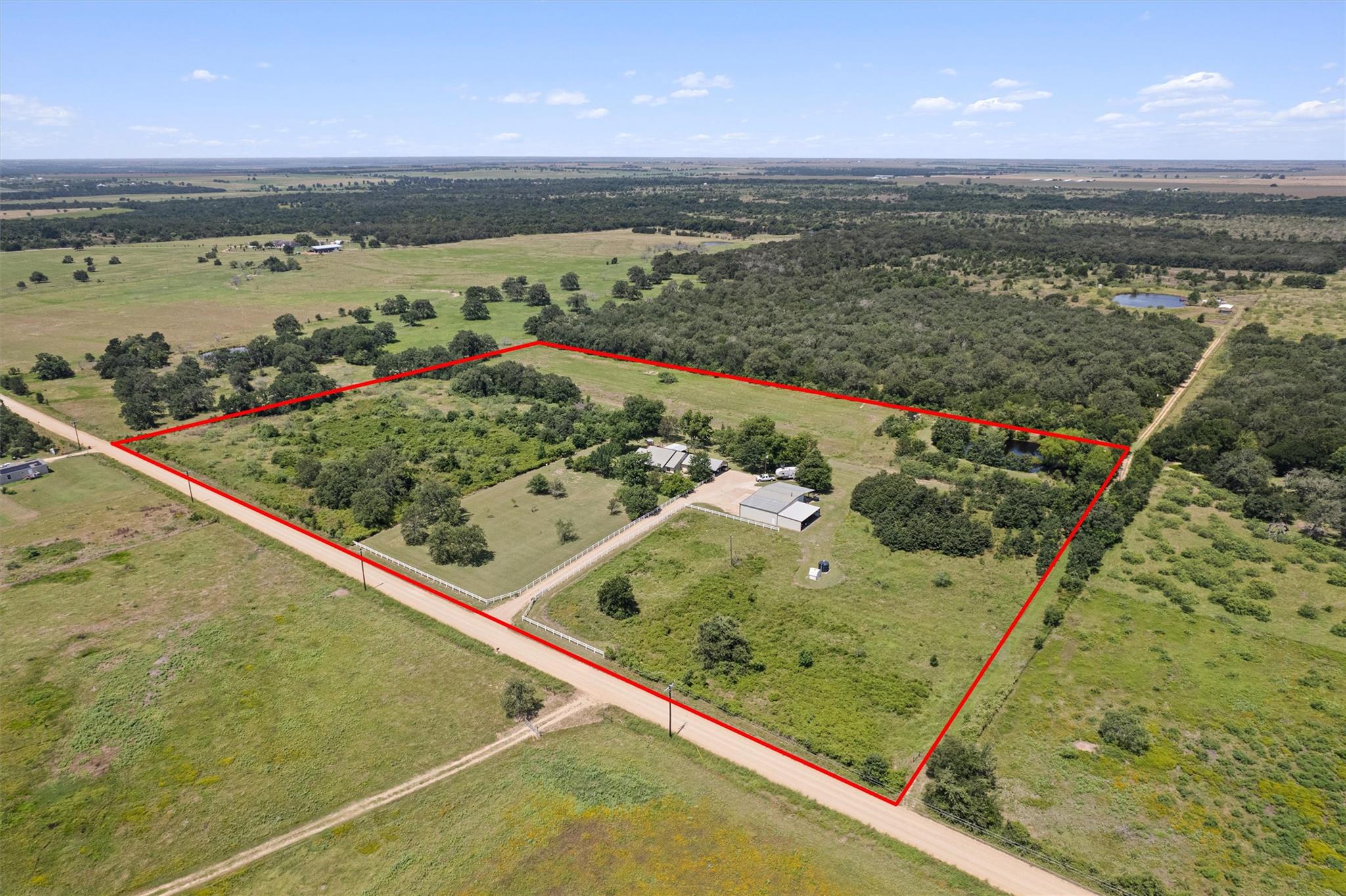 1172 County Road 418, Thorndale, TX 76577