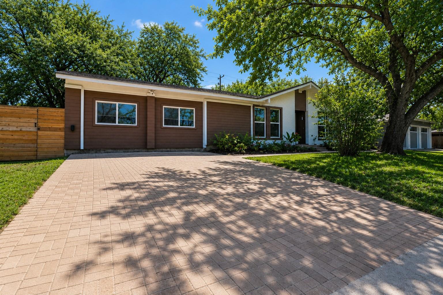 4715 Carsonhill DR, Austin, TX 78723