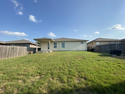 107 Lavaca Loop, Hutto, TX 78634