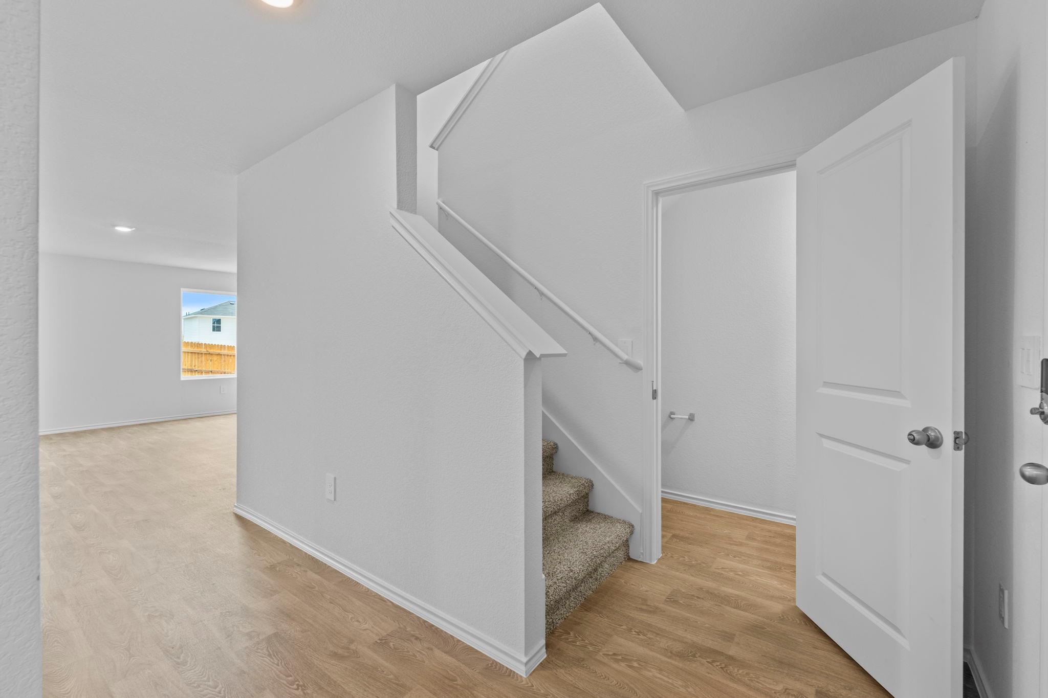 1039 Phantom Hill BLVD, Buda, TX 78610