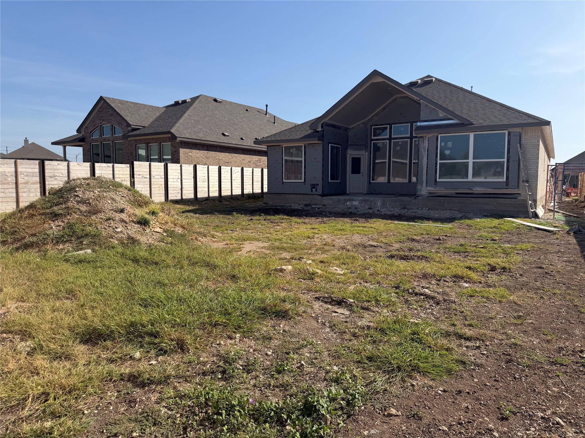 404 Veneta LN, Georgetown, TX 78633