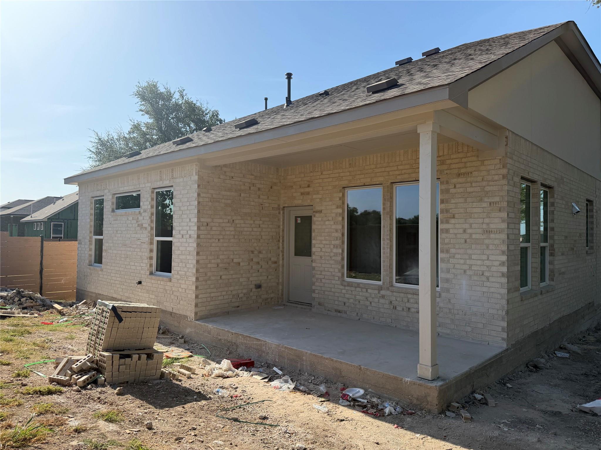 1132 Stonehill DR, Georgetown, TX 78633