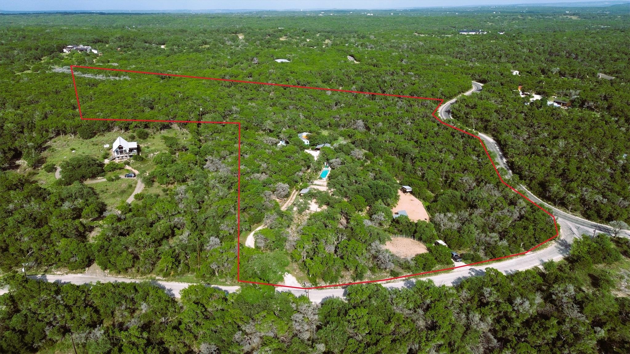 515 Circle DR, Wimberley, TX 78676