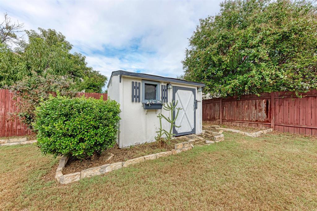 412 Golden Eagle LN, Leander, TX 78641
