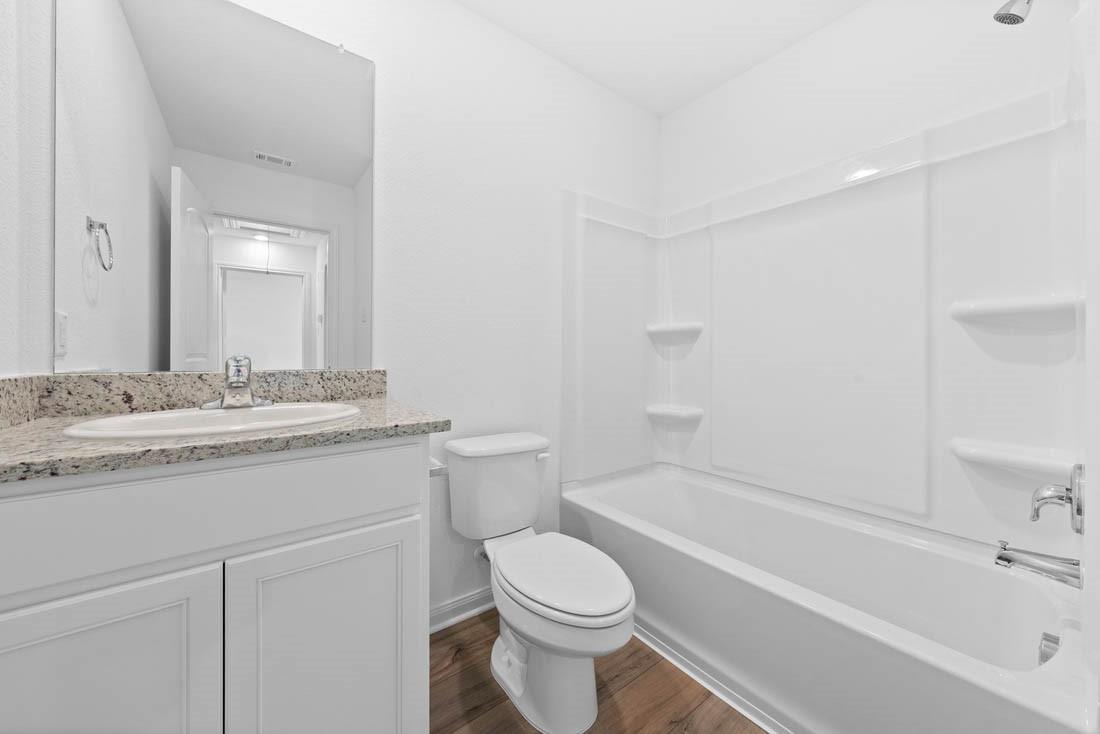 125 Paradise Canyon DR, Jarrell, TX 76537