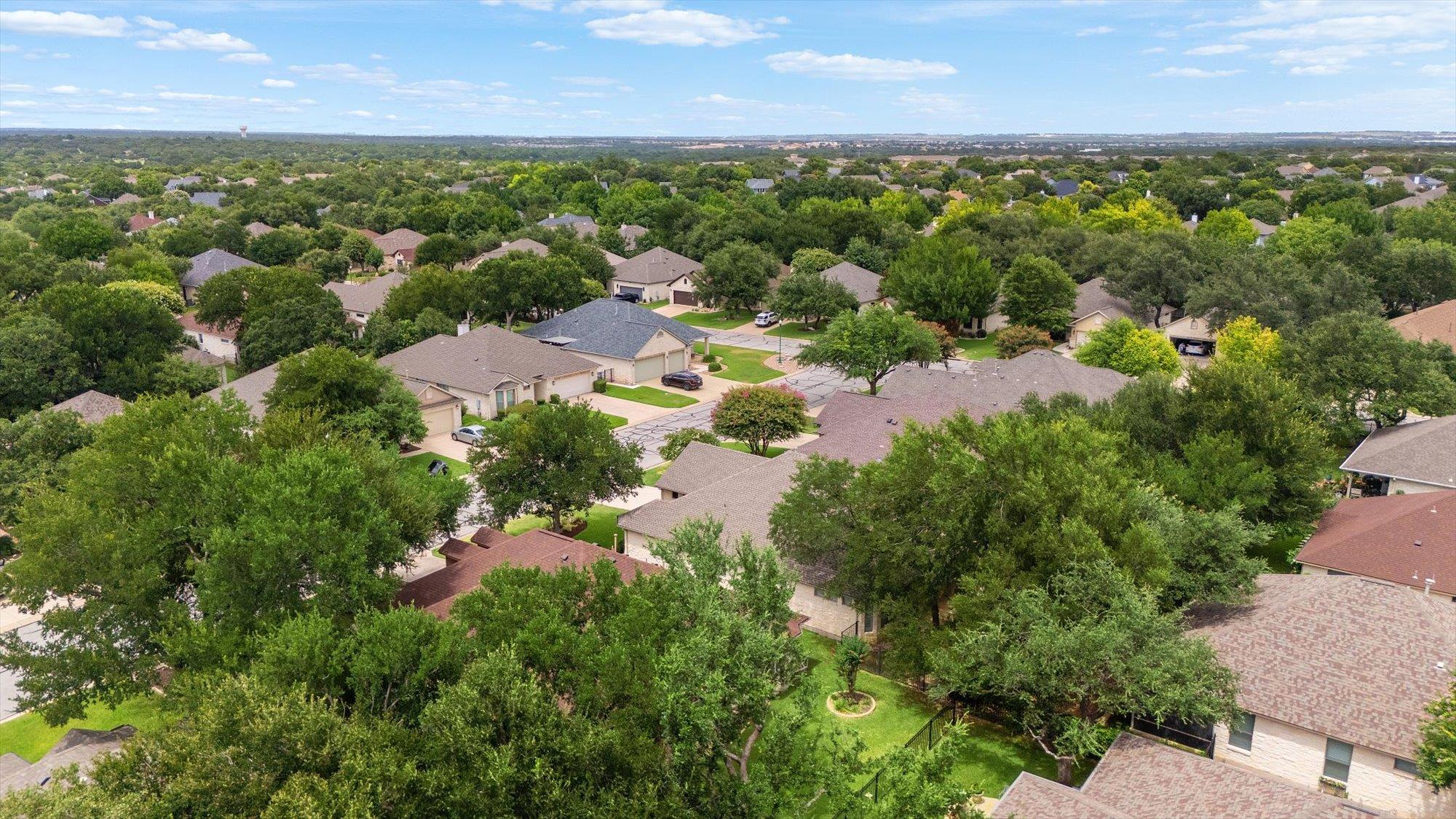 916 Heritage Oaks BND, Georgetown, TX 78633
