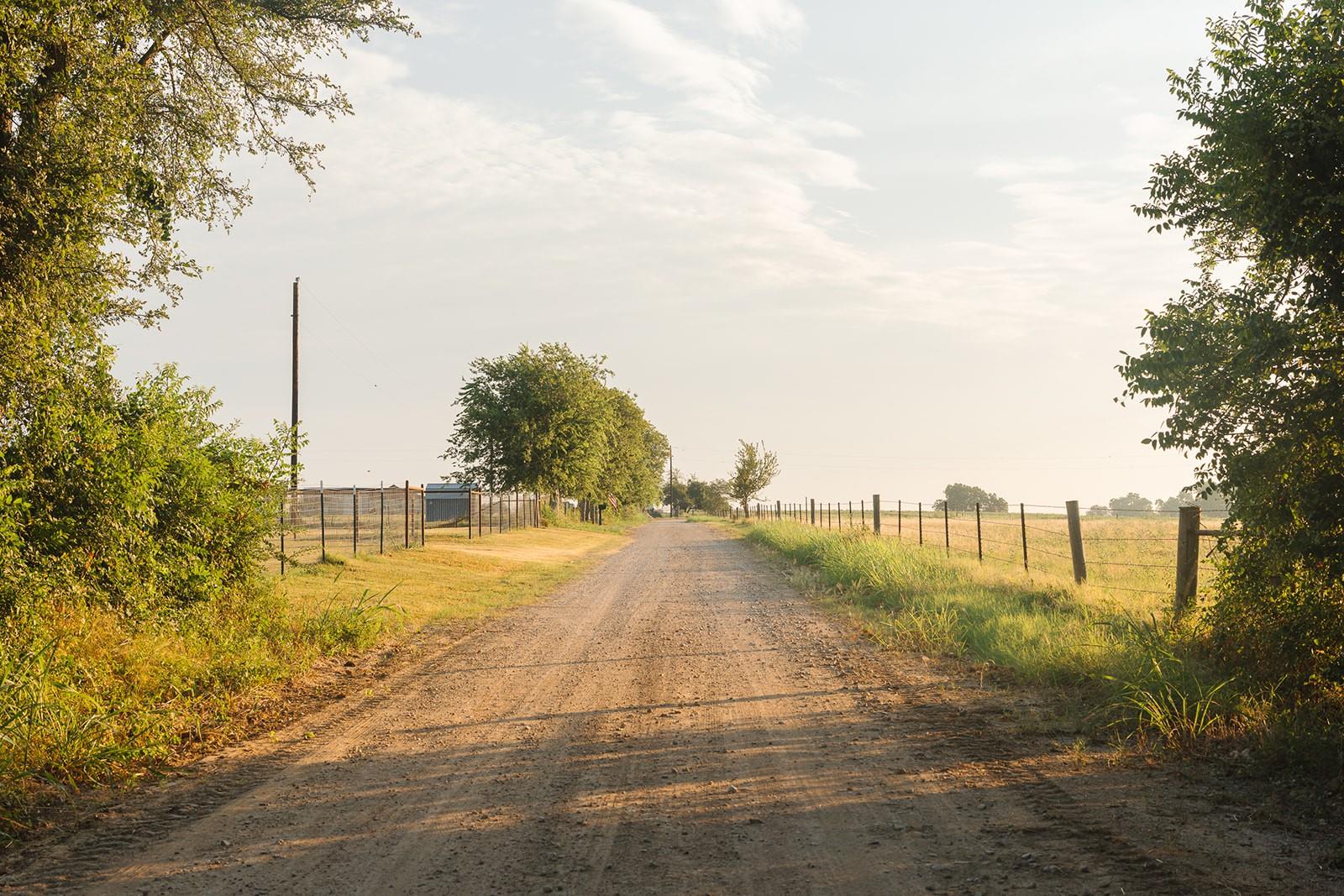 000 County Road 429, Rockdale, TX 76567