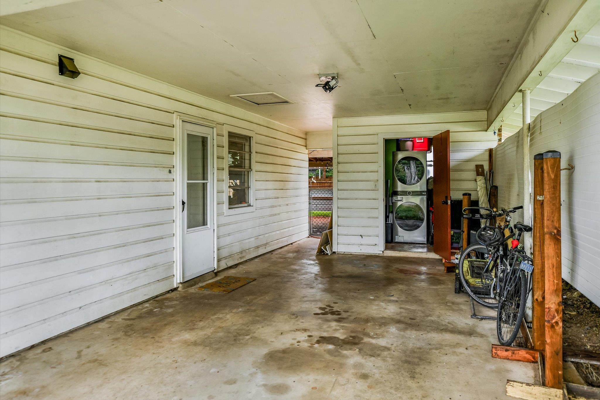 407 Hill ST, Smithville, TX 78957