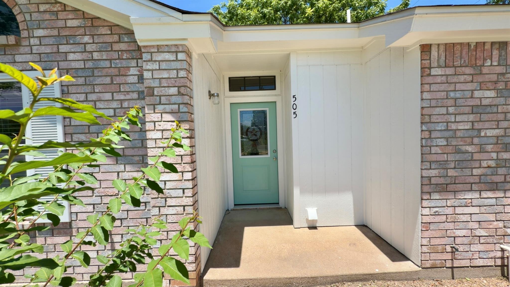 505 Robertstown RD, Copperas Cove, TX 76522