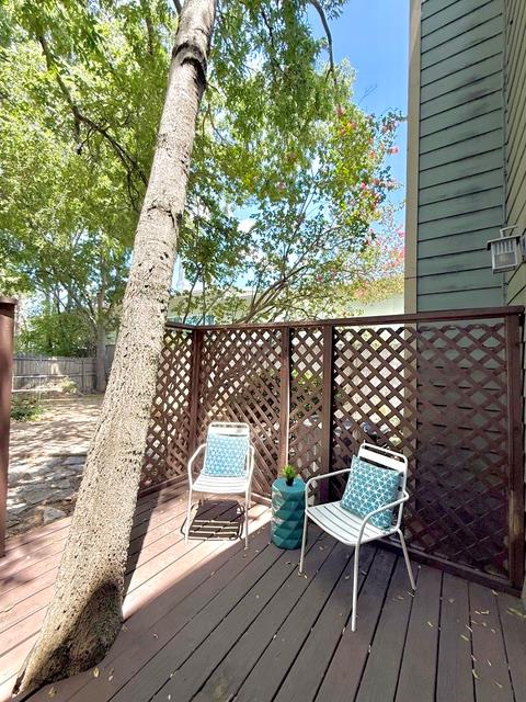 900 Taulbee LN #106, Austin, TX 78757