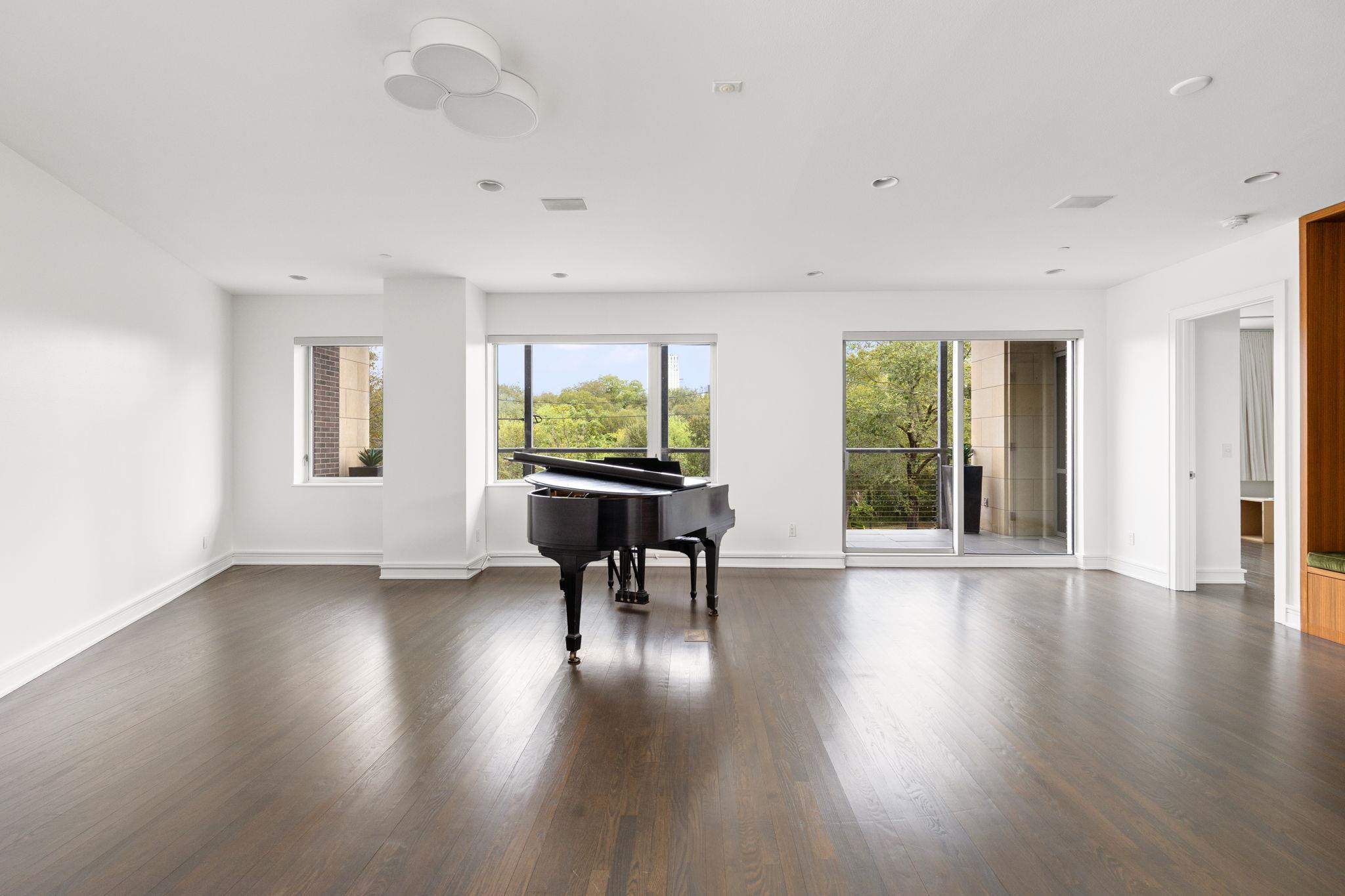 901 W 9th ST #107, Austin, TX 78703