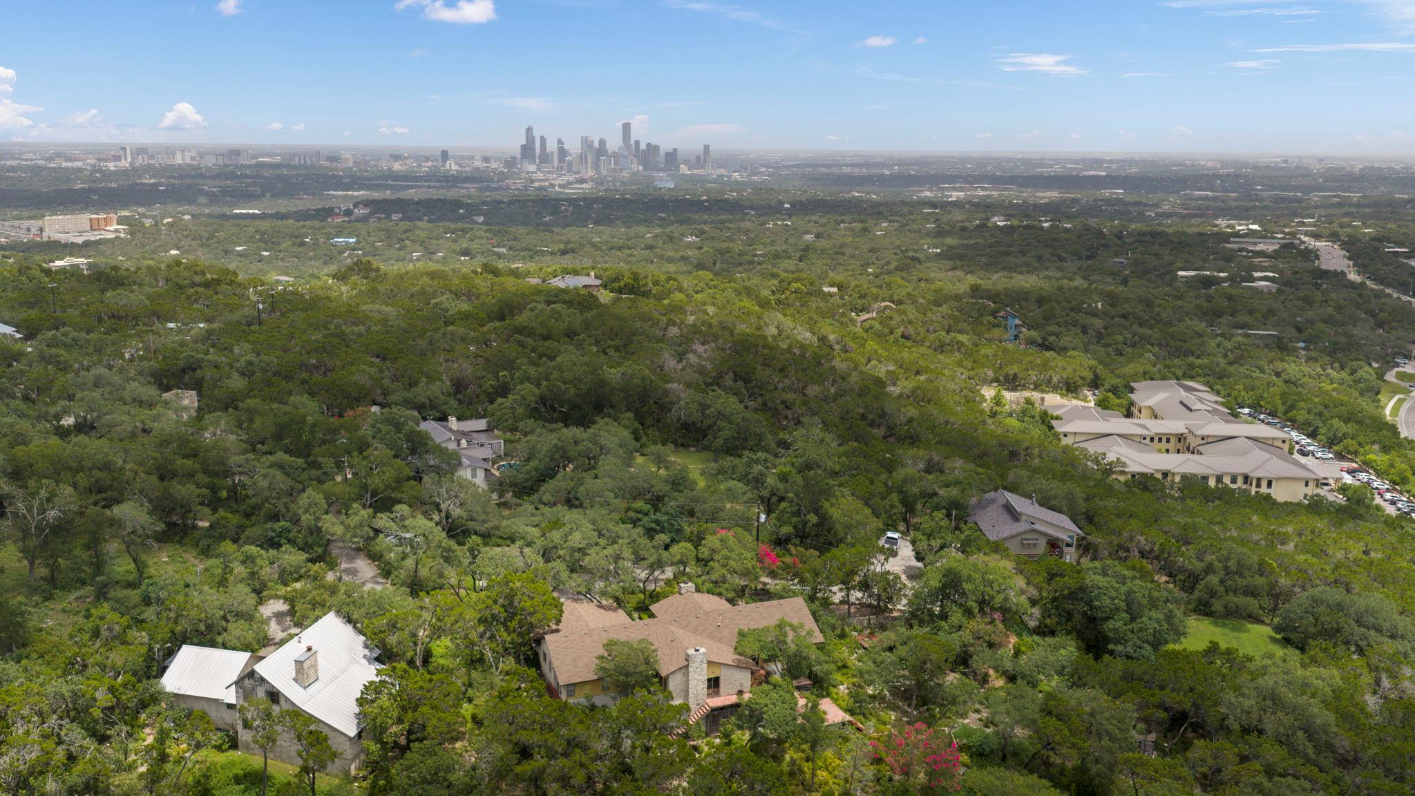 468 Spiller LN, West Lake Hills, TX 78746