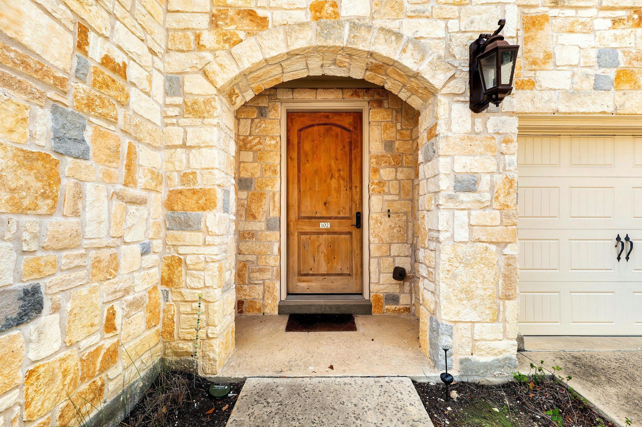 1215 Haven LN #102, Georgetown, TX 78626