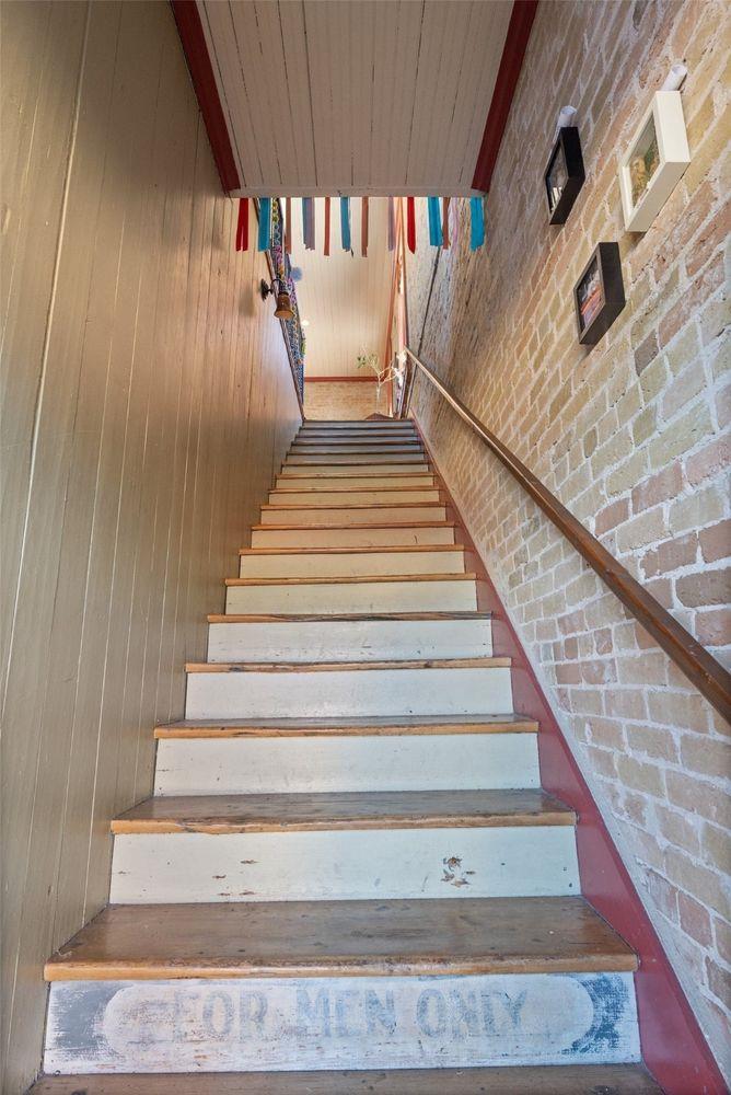 707 Chestnut ST, Bastrop, TX 78602