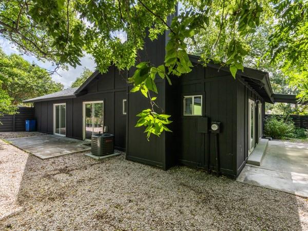 6702 Rockridge CT, Austin, TX 78744