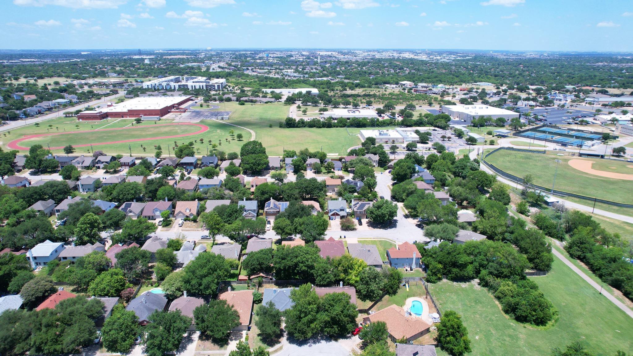 502 Dusty Leather CT, Pflugerville, TX 78660