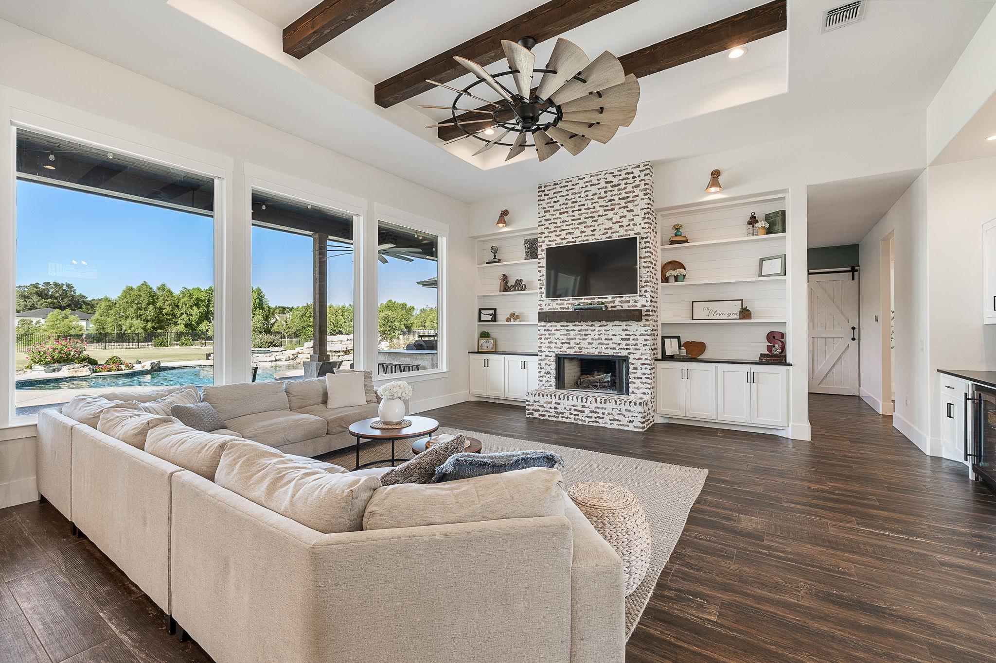 115 Lazy Creek DR, Georgetown, TX 78628