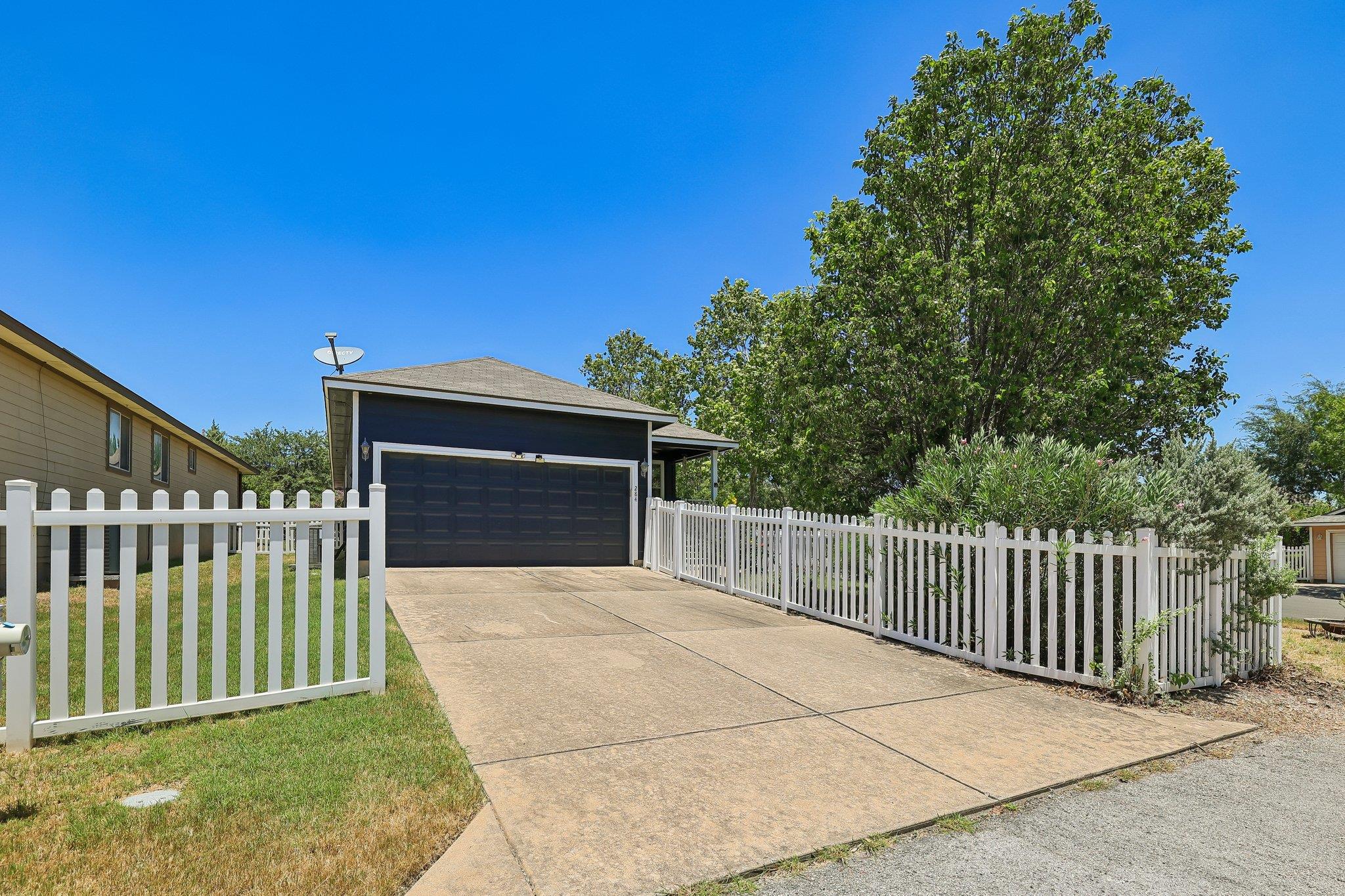 284 Wetzel, Kyle, TX 78640
