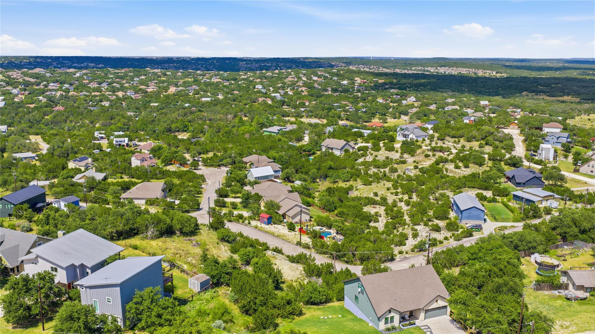 10704 Lake Park DR, Dripping Springs, TX 78620