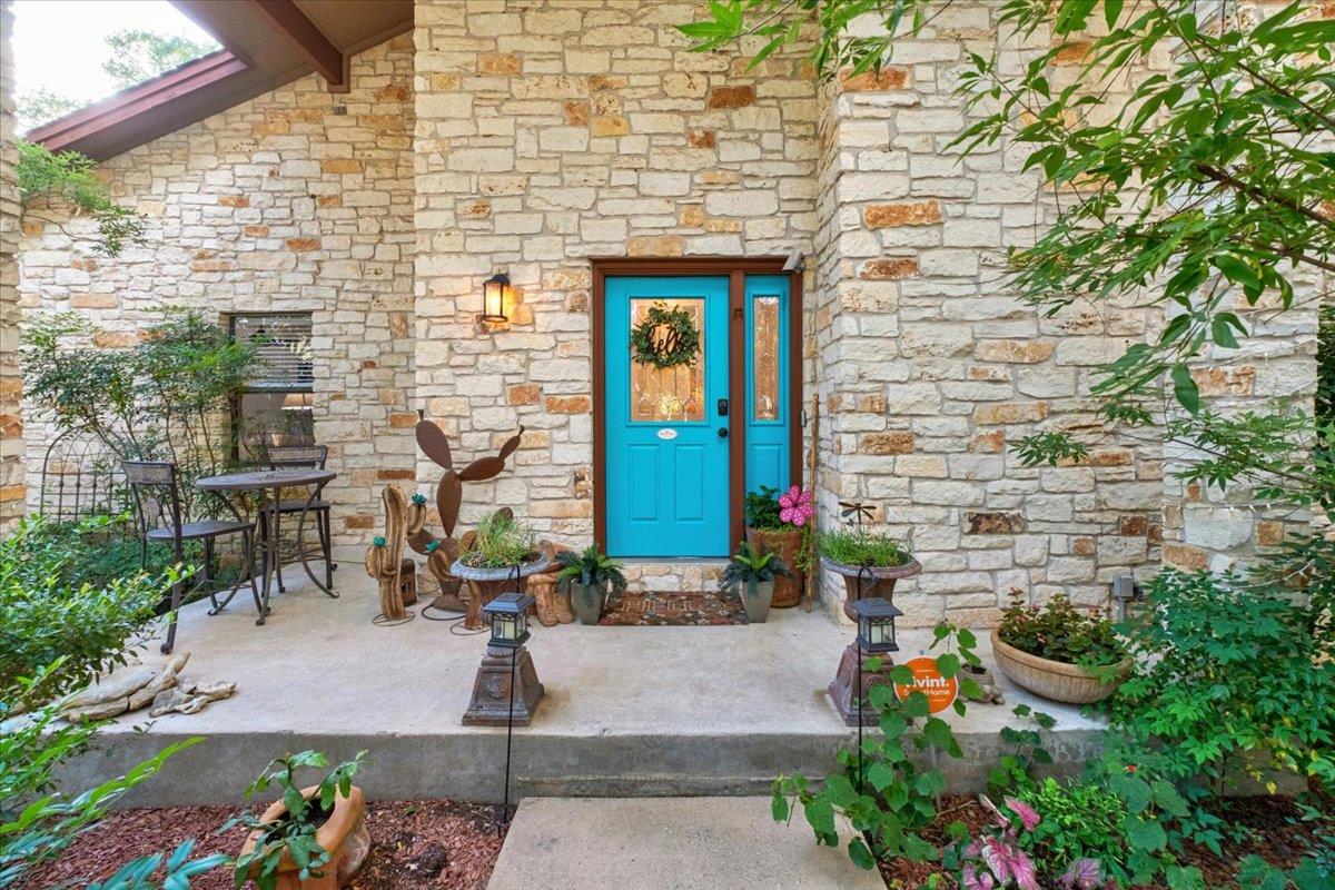 208 Daybreak CV, Buda, TX 78610