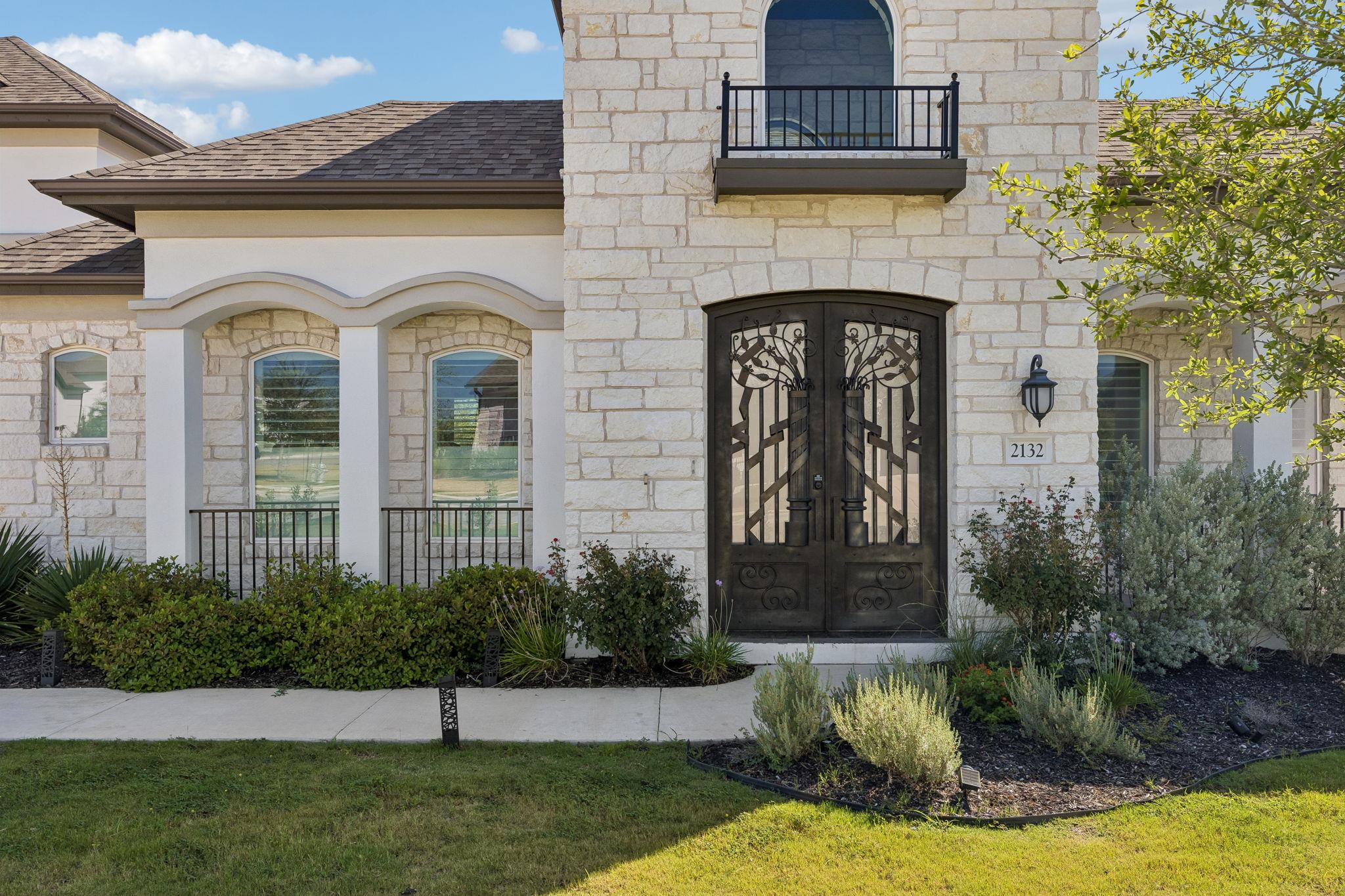 2132 Novara TRL, Leander, TX 78641