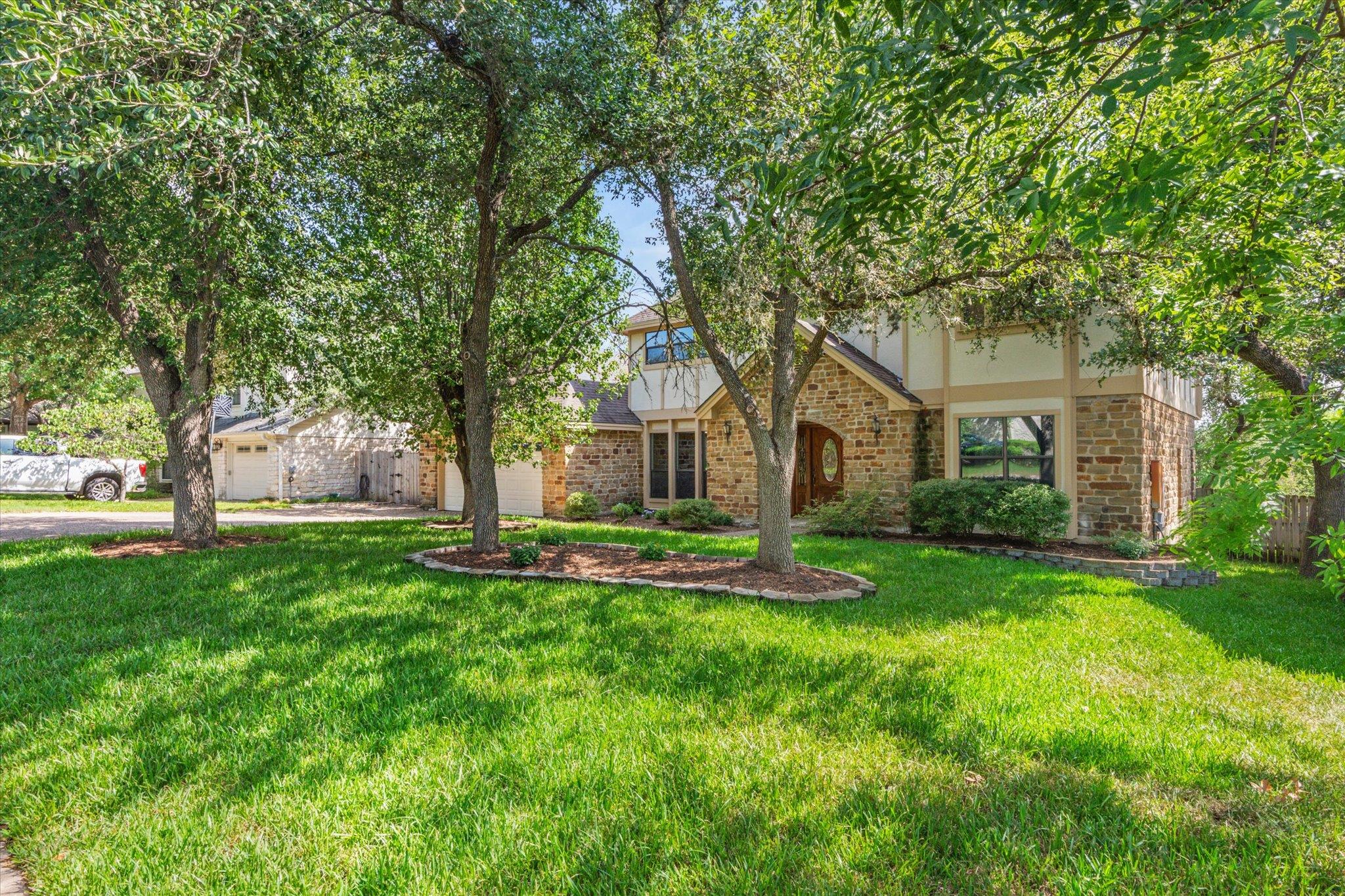 10806 Wintergreen HL, Austin, TX 78750