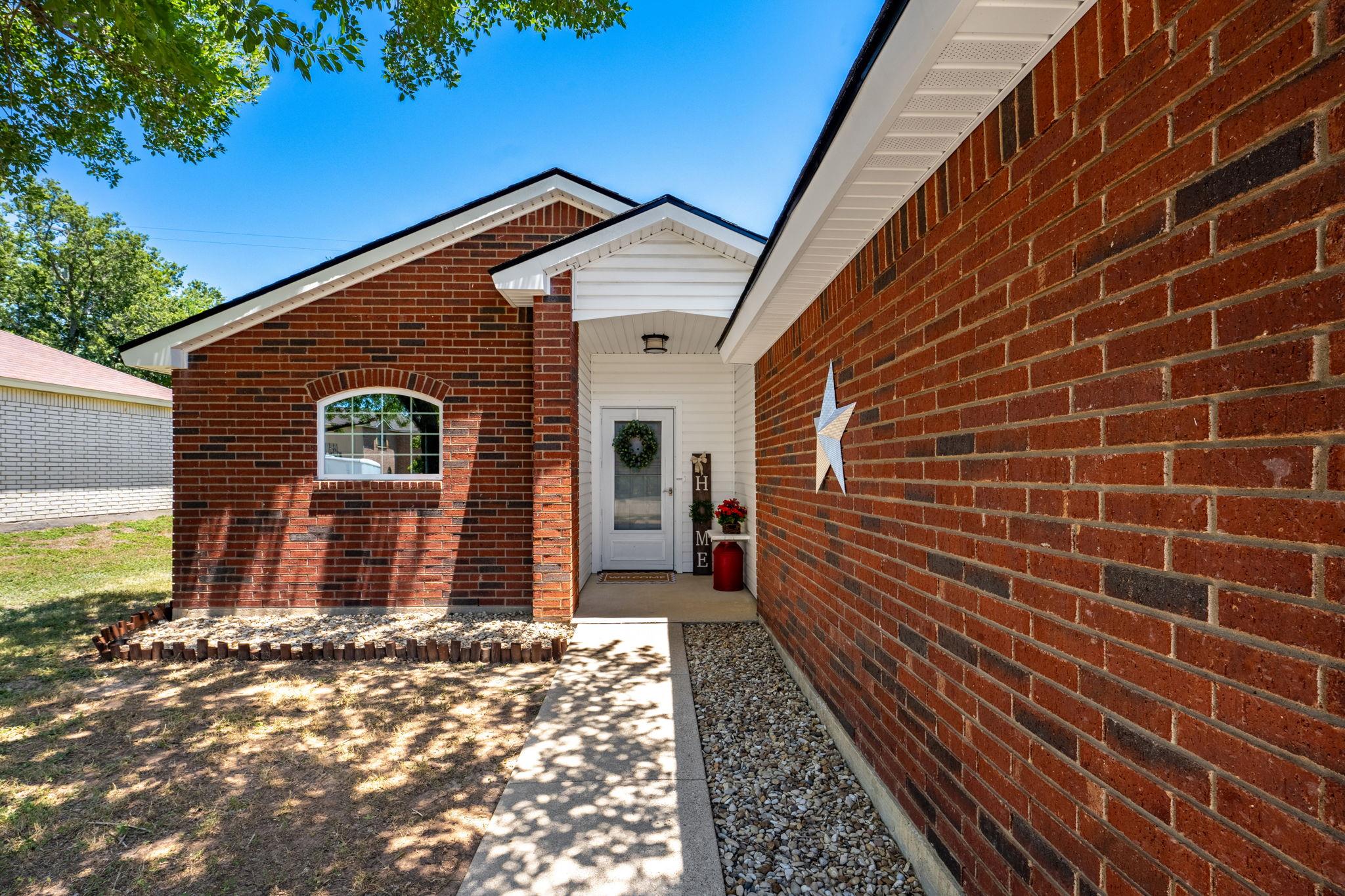 1710 Mattie DR, Copperas Cove, TX 76522