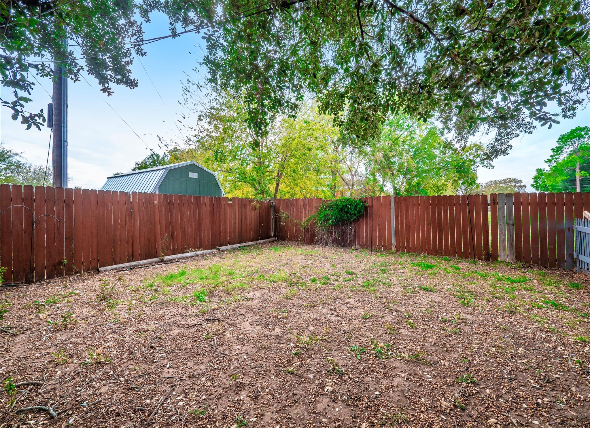112 Hasler ST, Bastrop, TX 78602