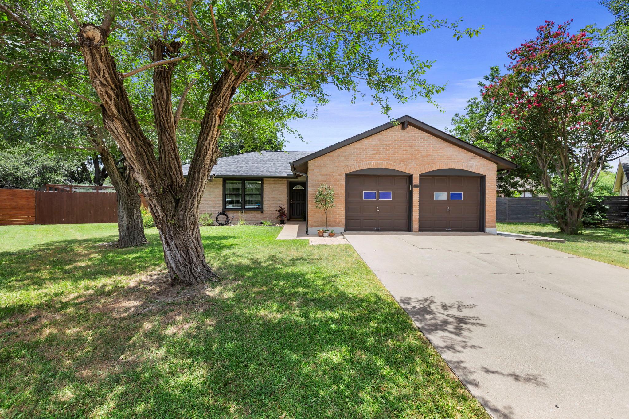 12101 Missel Thrush CT, Austin, TX 78750