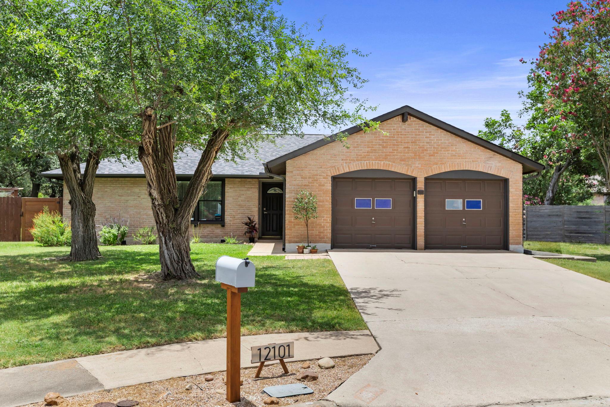 12101 Missel Thrush CT, Austin, TX 78750