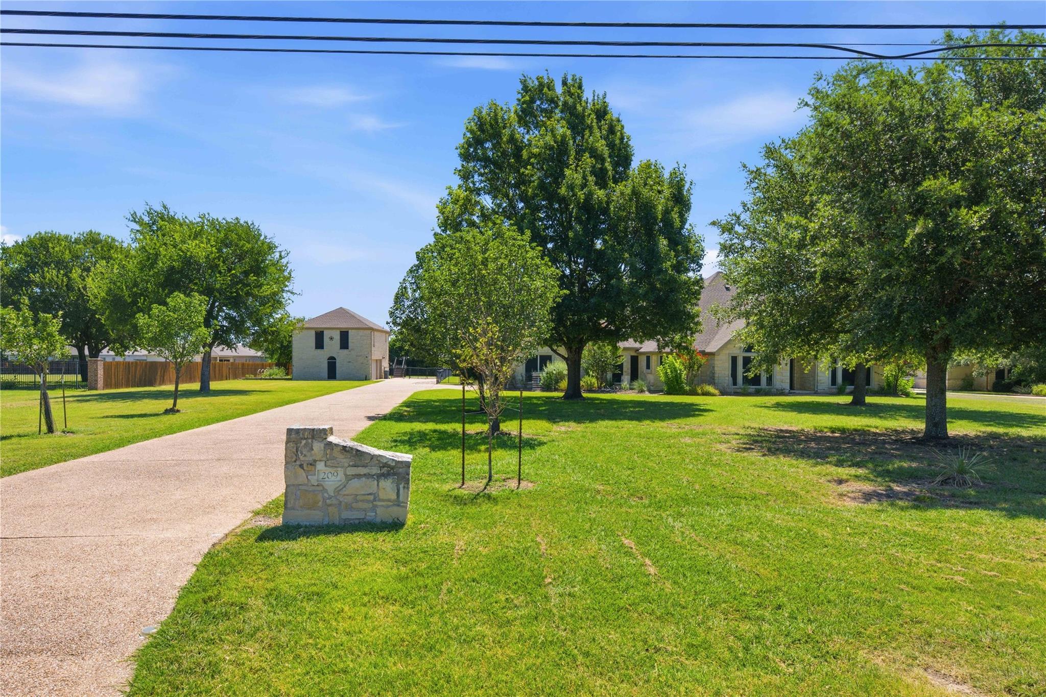 209 Park Place DR, Georgetown, TX 78628