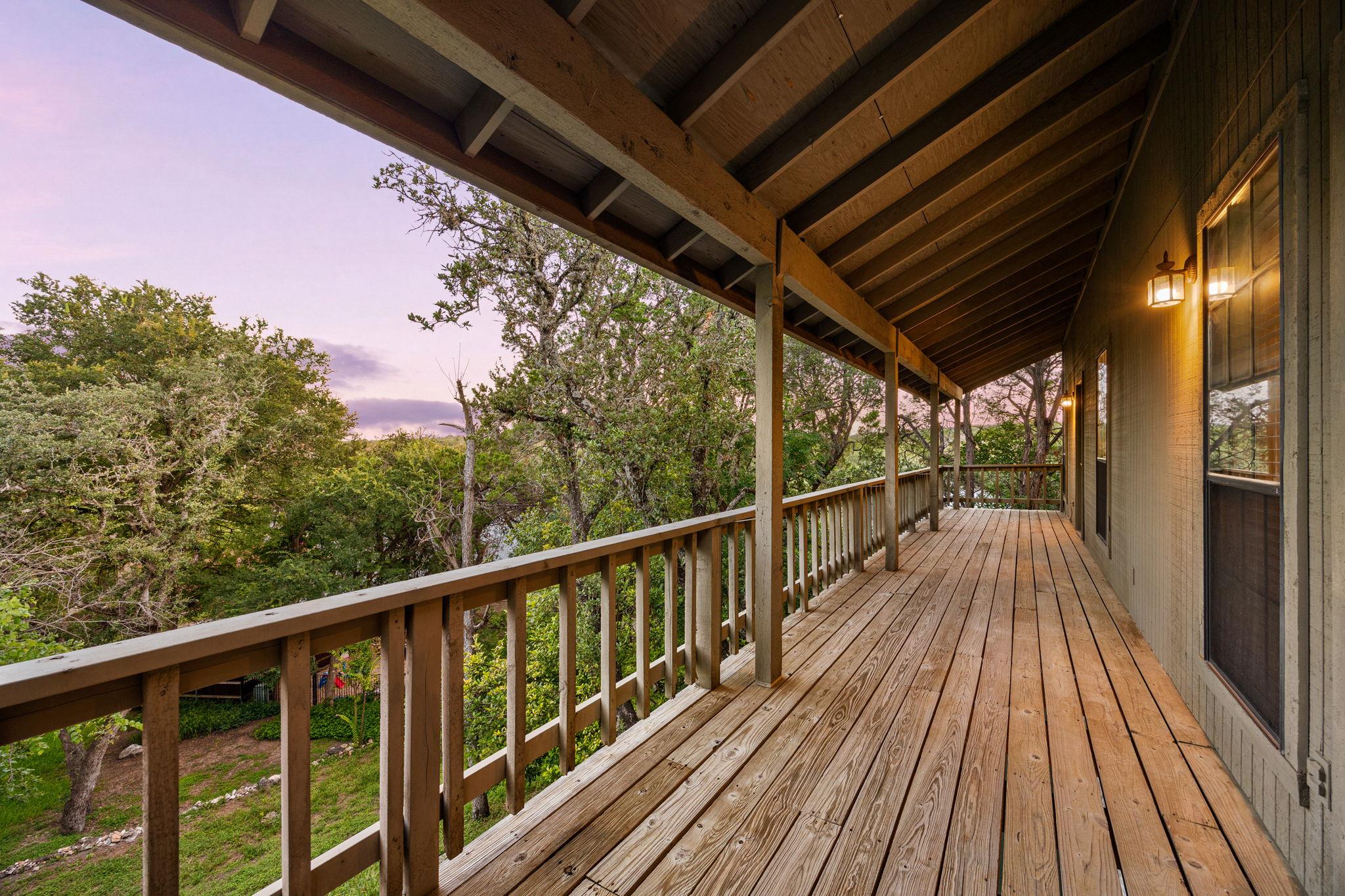 3622 Peregrine Falcon DR, Austin, TX 78746