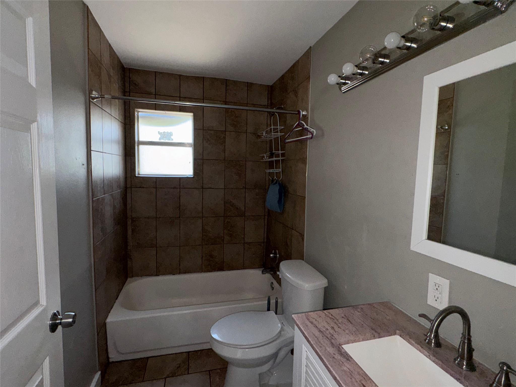 6703 Galindo ST, Austin, TX 78741