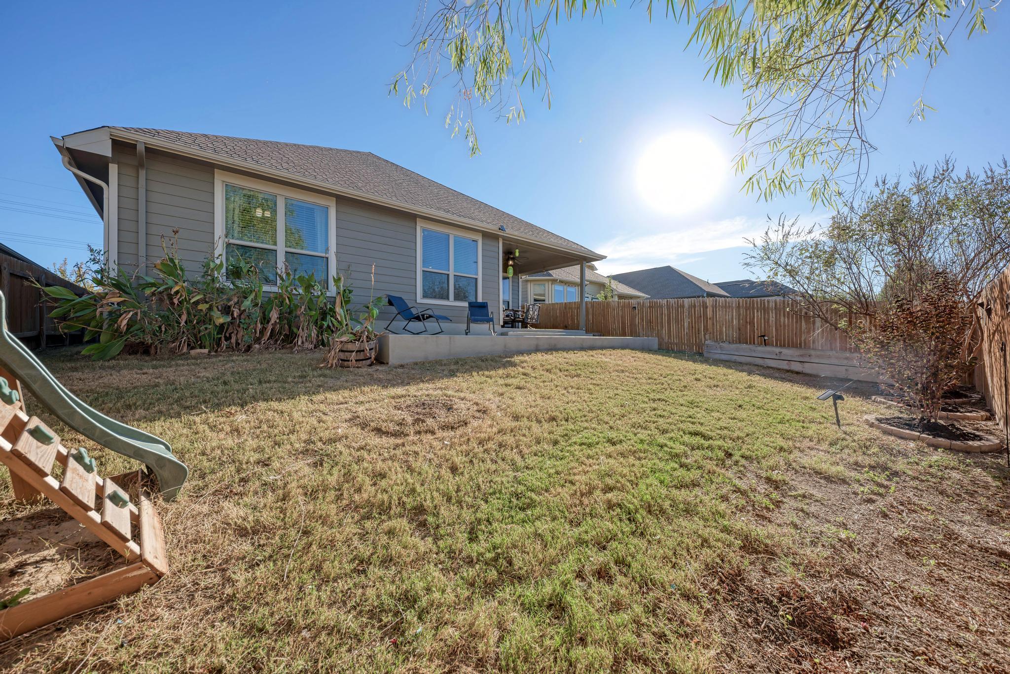 136 Finley ST, Hutto, TX 78634