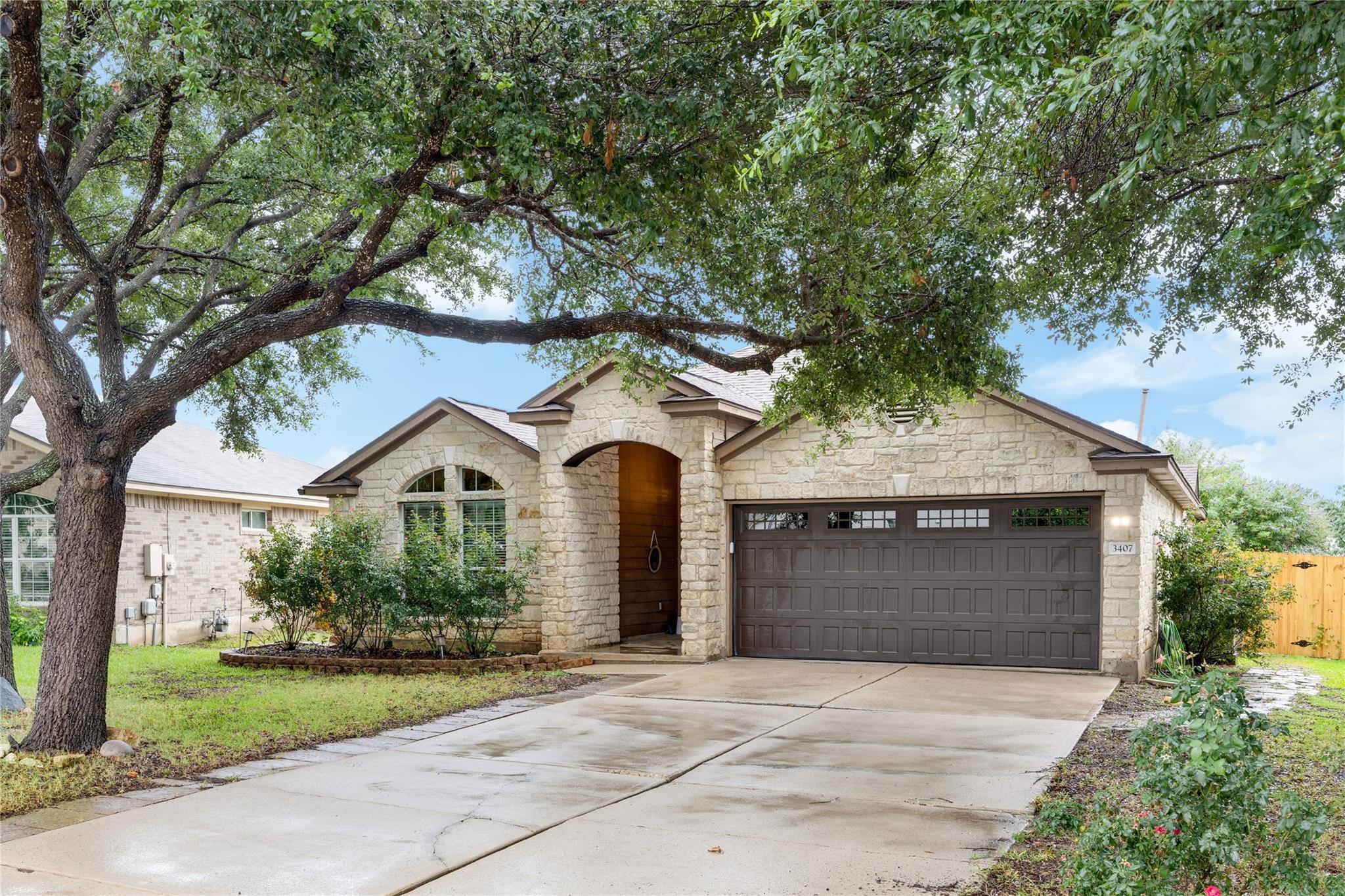 3407 Sandy Koufax LN, Round Rock, TX 78665