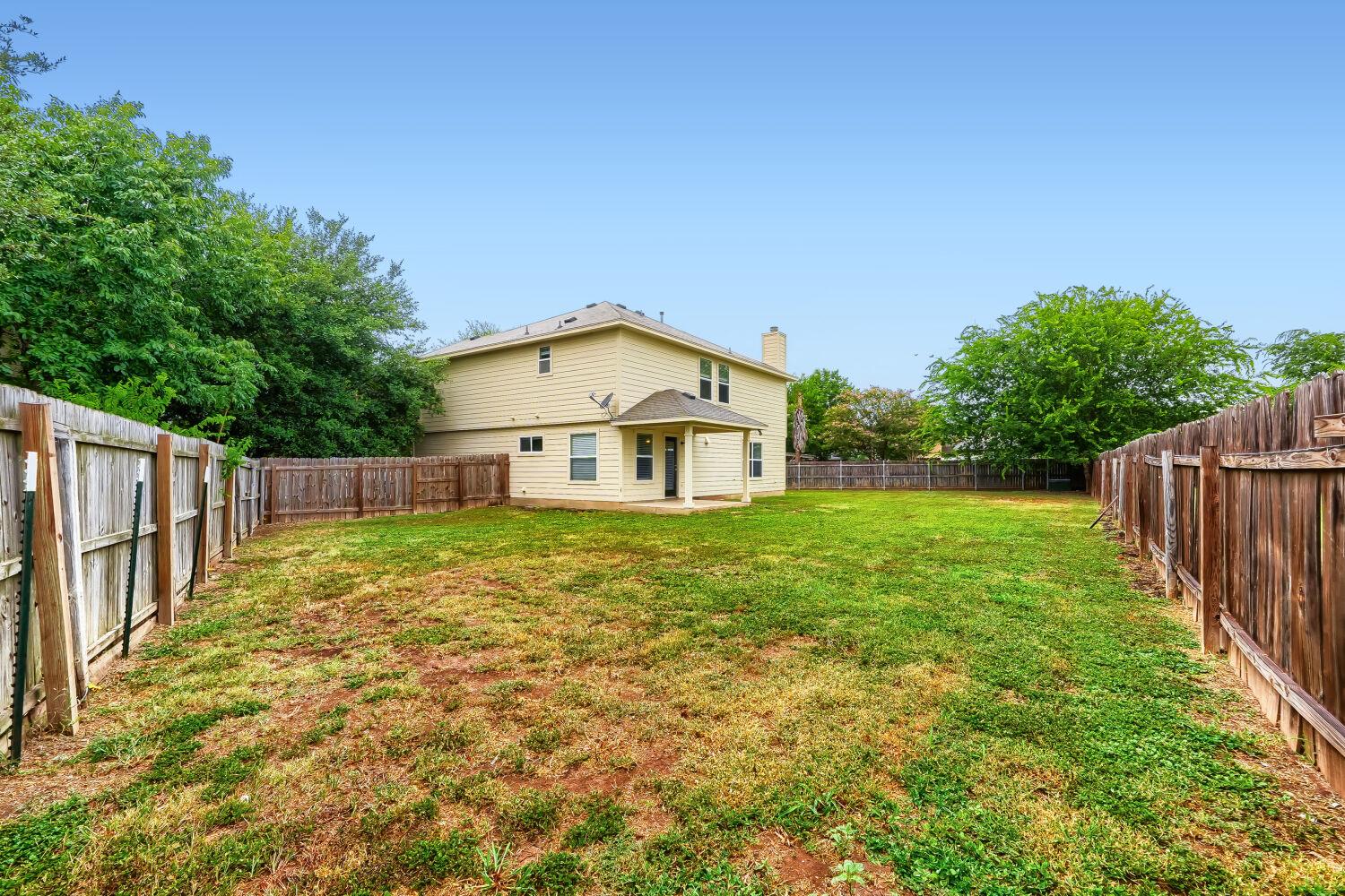 610 Carole CV, Bastrop, TX 78602