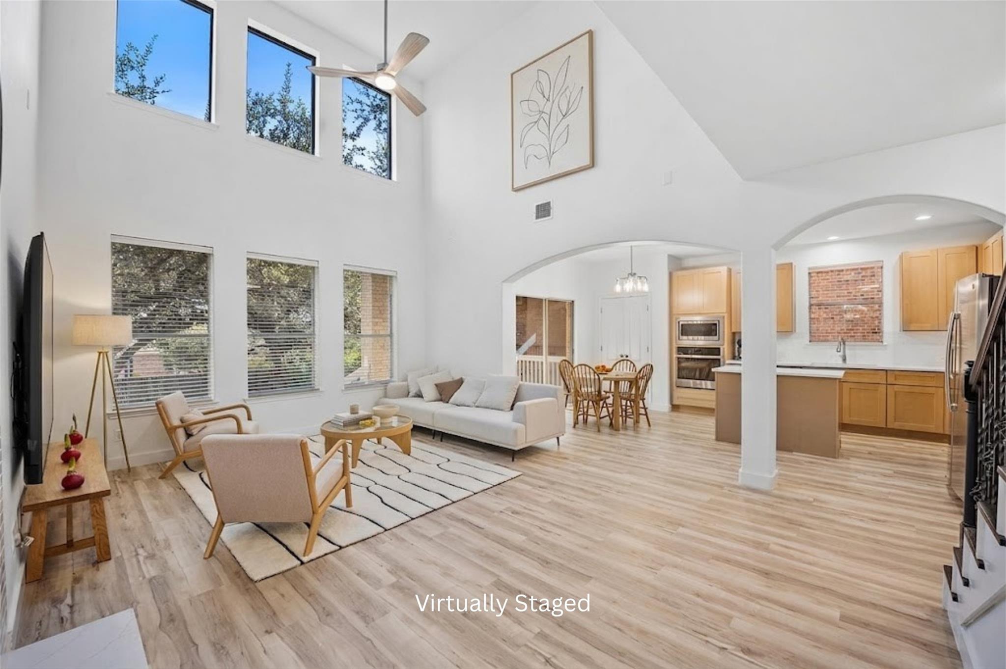 313 El Socorro LN, Austin, TX 78732