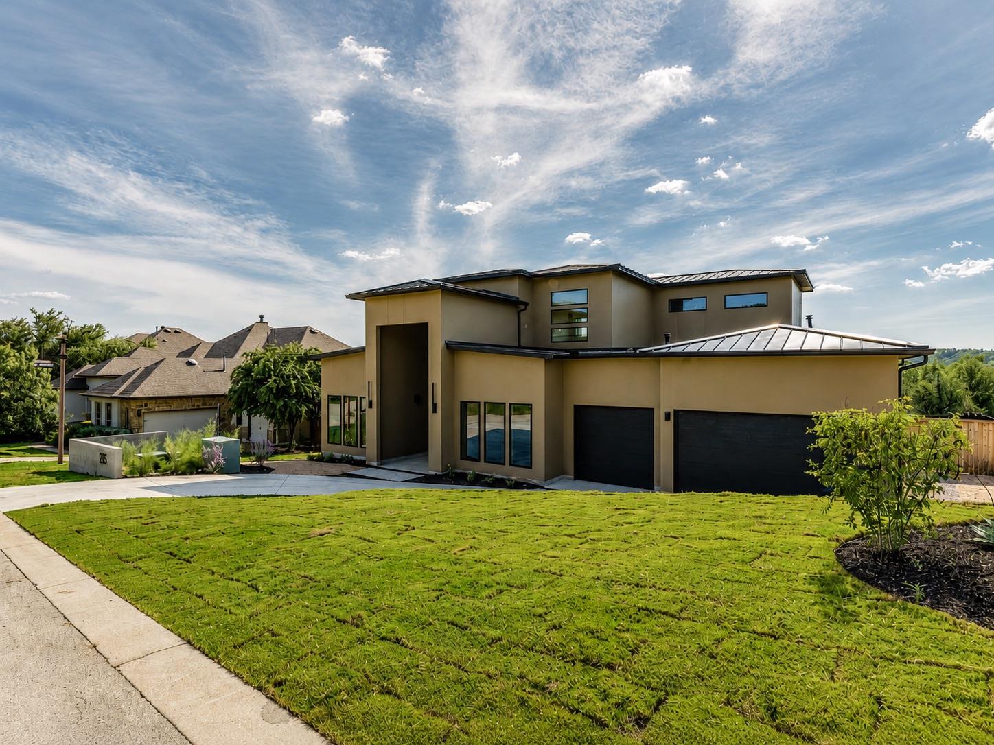 205 Waters View CT, Dripping Springs, TX 78620