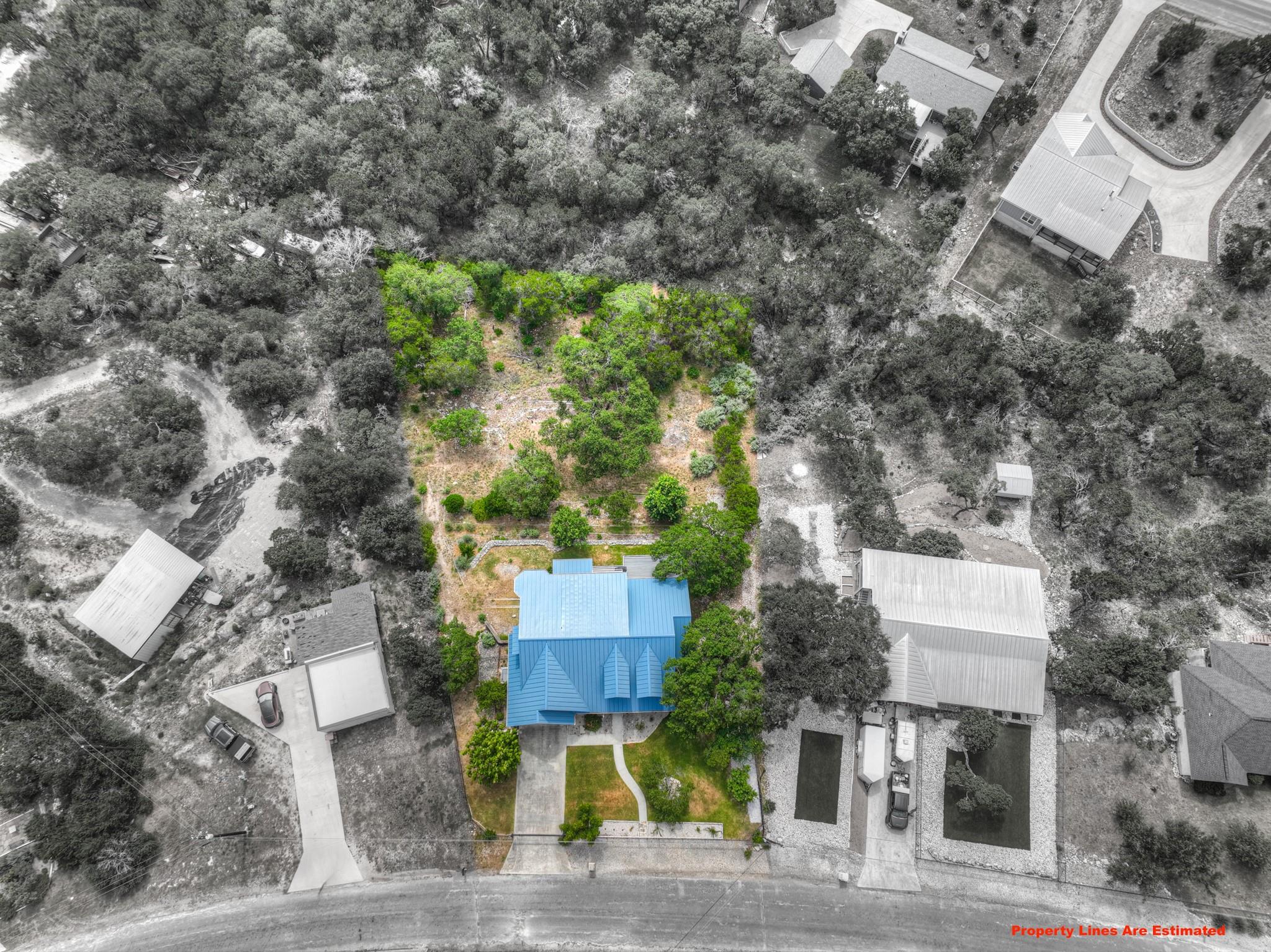 163 Riedel LN, Canyon Lake, TX 78133