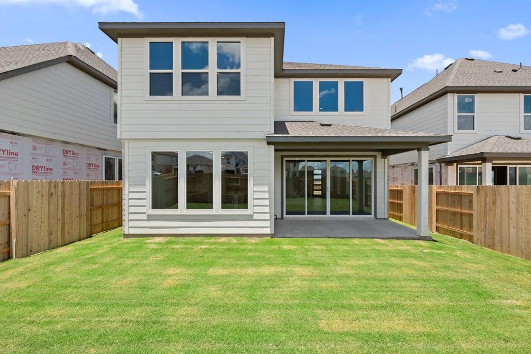 104 Balboa Dr, Liberty Hill, TX 78642