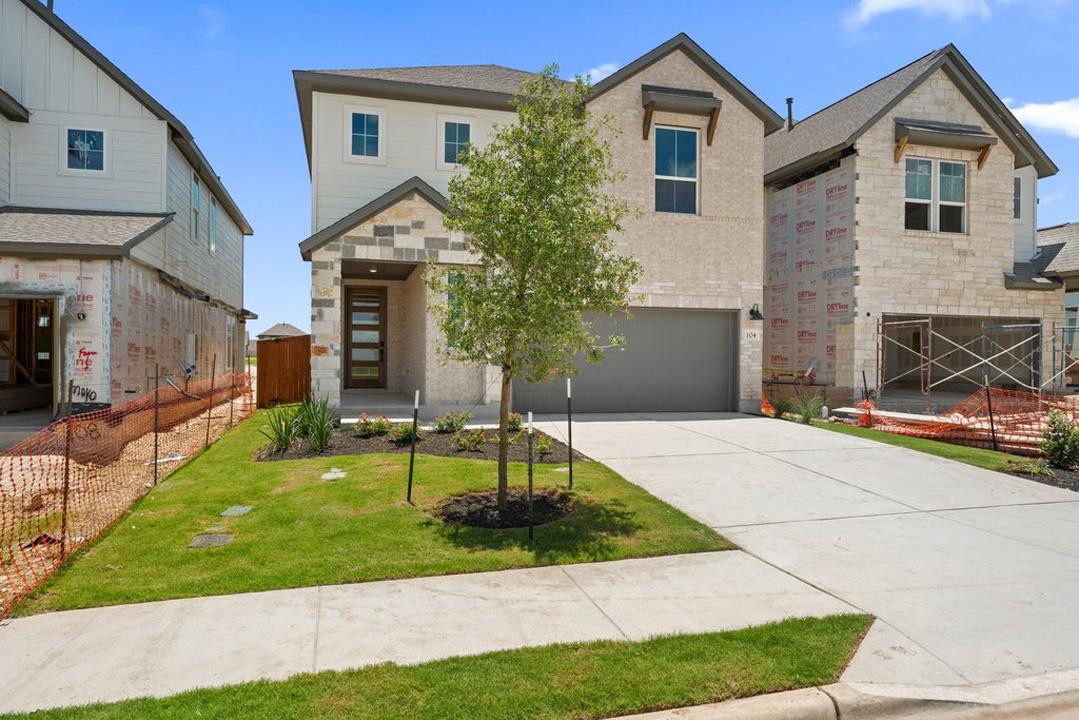 104 Balboa Dr, Liberty Hill, TX 78642