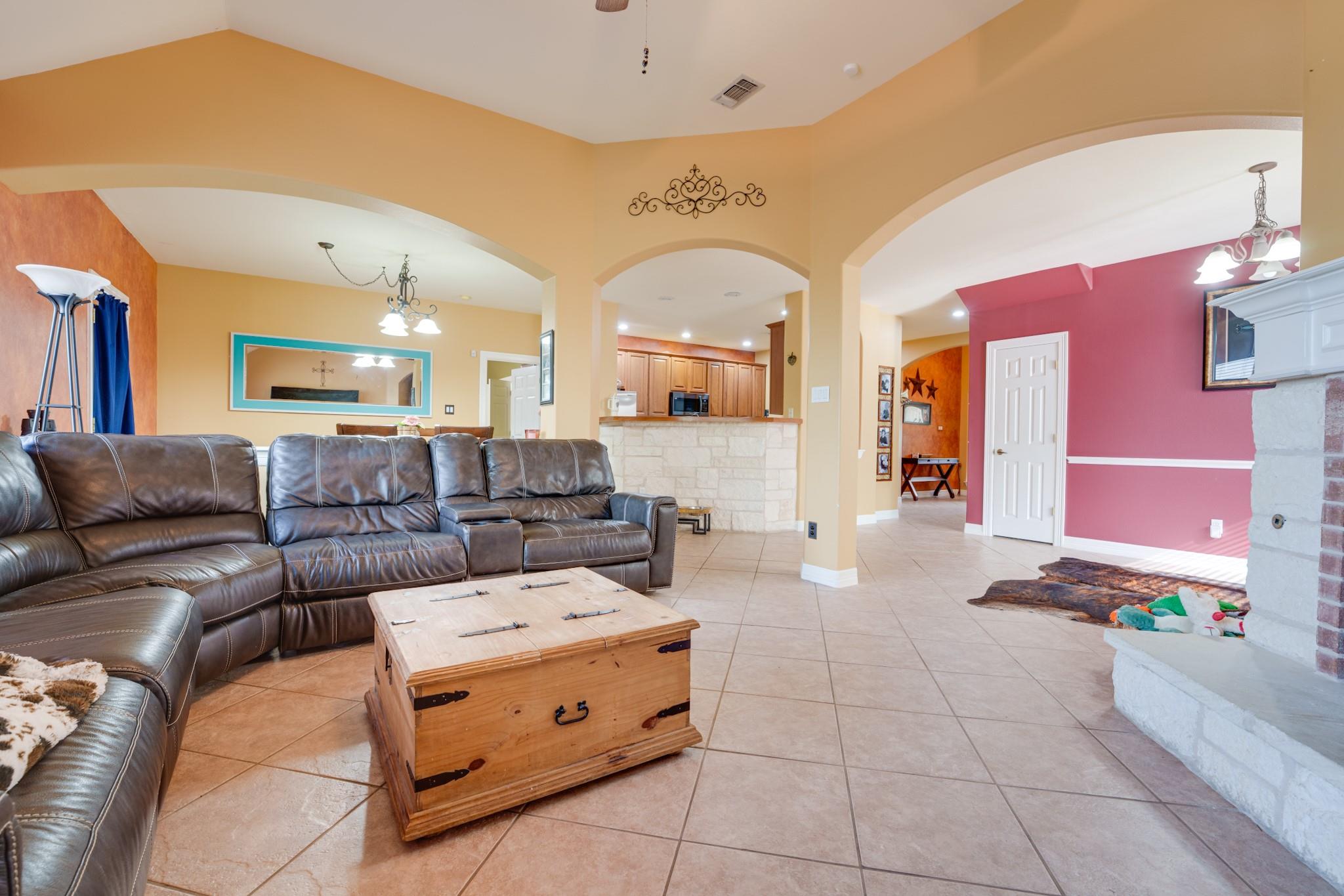 3839 Laurel Ridge DR N, Round Rock, TX 78665