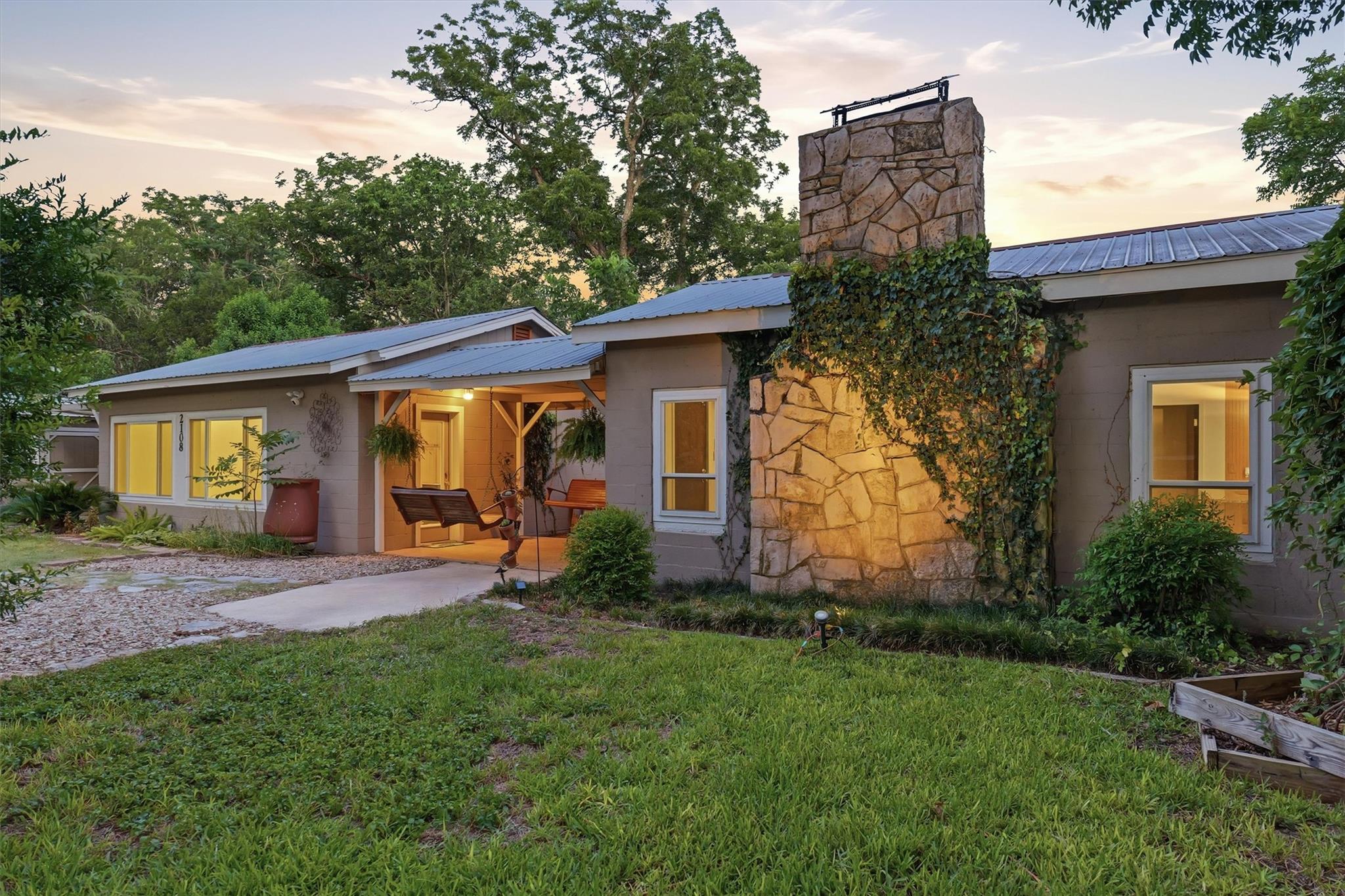 2108 River RD, San Marcos, TX 78666