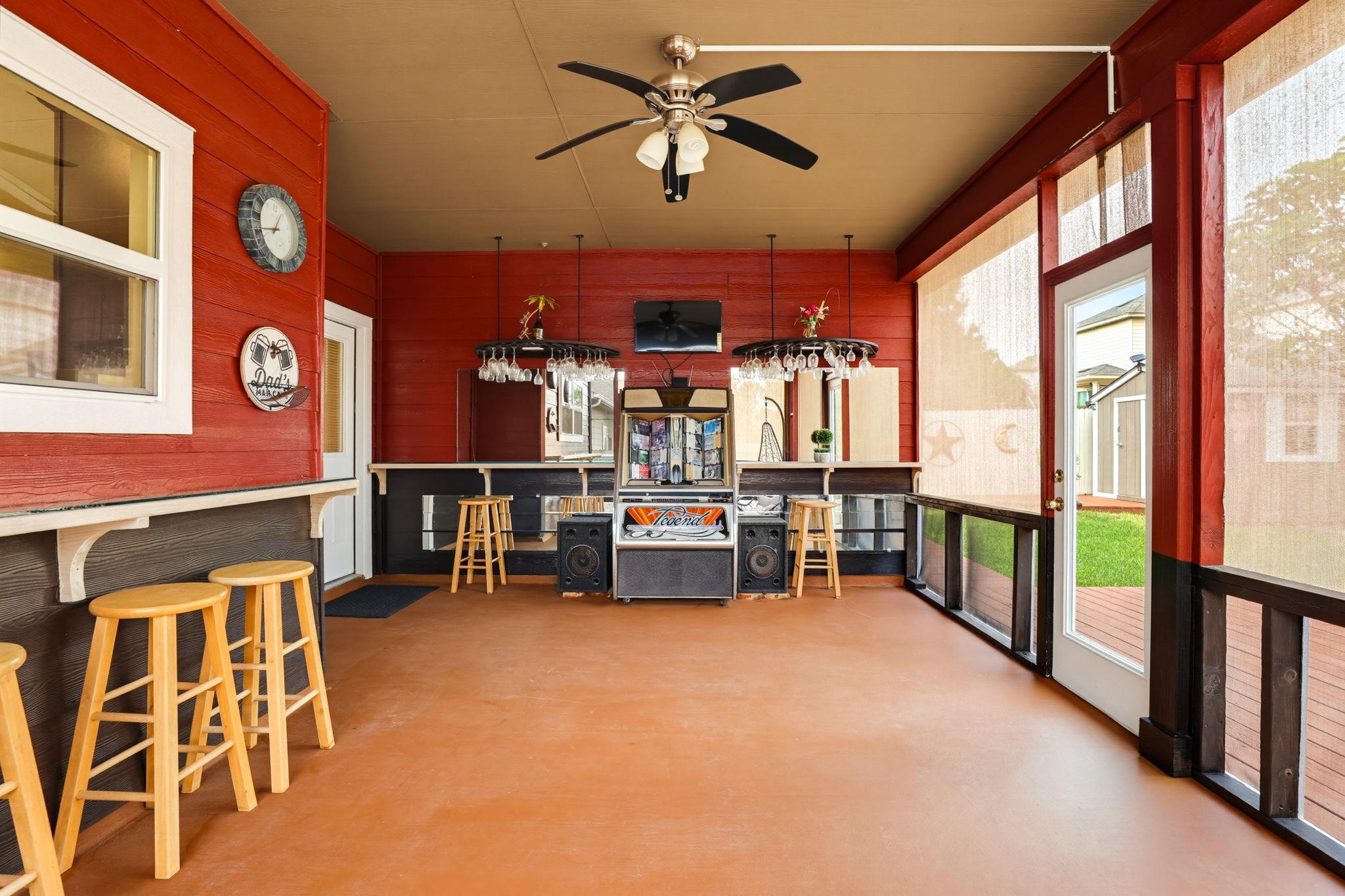 5744 Mckinney FLS, San Antonio, TX 78253
