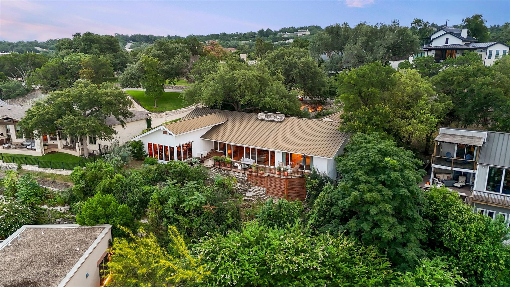 705 Mariner, Lakeway, TX 78734
